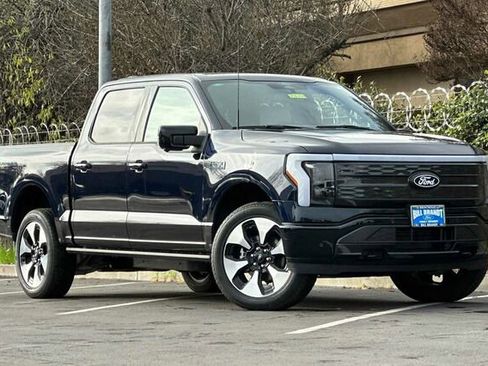 Used 2025 Ford F150 Lightning Platinum image 2