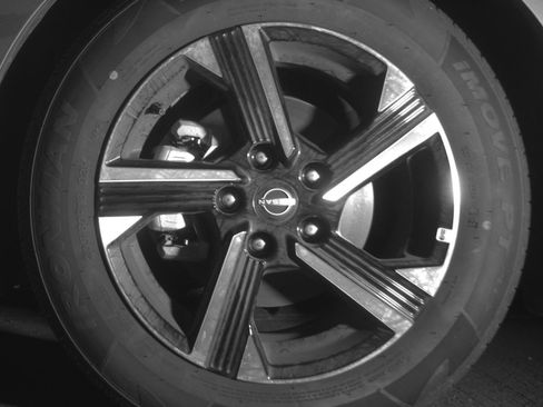 Used 2025 Nissan Sentra SV FWD image 12