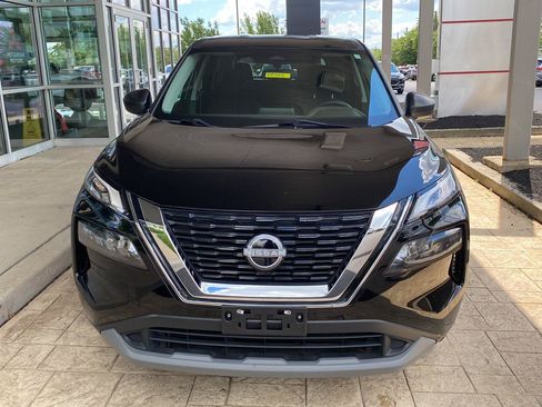 Certified 2023 Nissan Rogue S AWD/4WD image 2