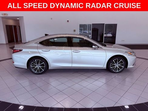 Certified 2025 Lexus ES 350 w/ Premium Package FWD image 9