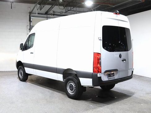 Used 2025 Mercedes-Benz Sprinter 2500 image 2