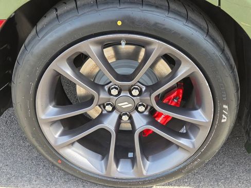 Used 2023 Dodge Charger R/T w/ Performance Handling Group RWD image 10