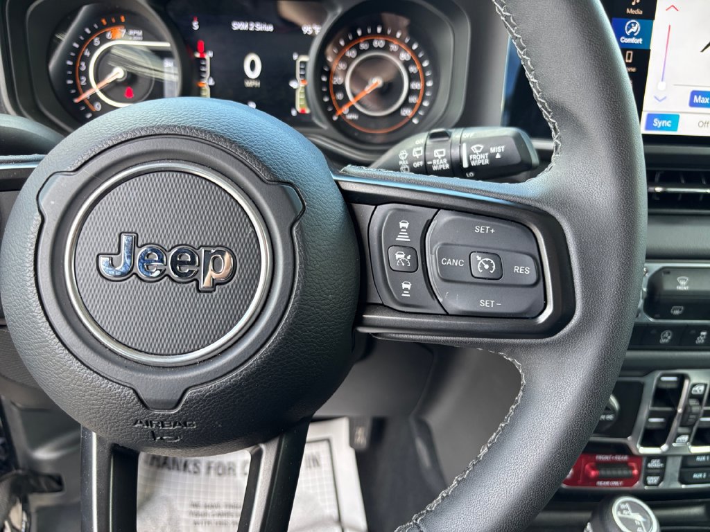 Used 2026 Jeep Wrangler Unlimited Rubicon AWD/4WD image 20