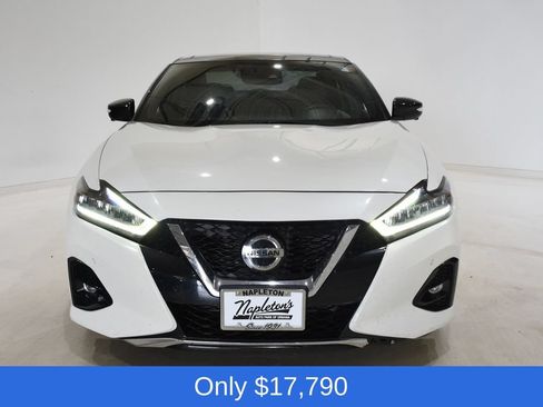 Used 2019 Nissan Maxima SR w/ Premium Package FWD image 2
