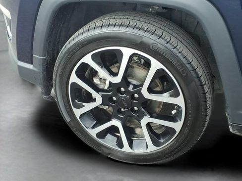 Used 2021 Jeep Compass Limited w/ Sun and Sound Group AWD/4WD image 18