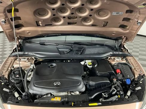 Used 2017 INFINITI QX30 Premium w/ Technology Package AWD/4WD image 42