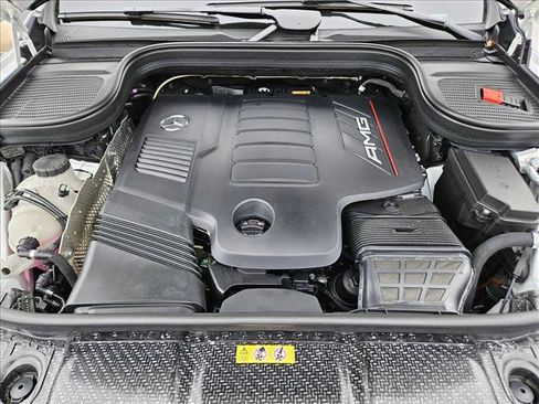 New 2026 Mercedes-Benz GLE 53 AMG 4MATIC image 17