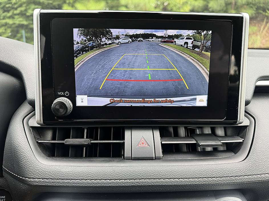 Certified 2025 Toyota RAV4 XLE AWD/4WD image 20