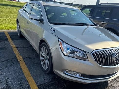 Used 2016 Buick LaCrosse Leather FWD image 3