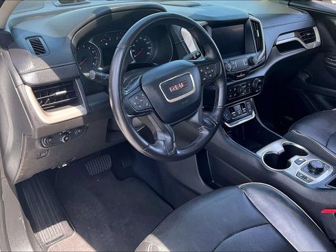 Used 2020 GMC Terrain Denali w/ Denali Premium Package FWD image 16