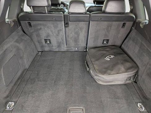 Used 2016 Porsche Cayenne S image 21