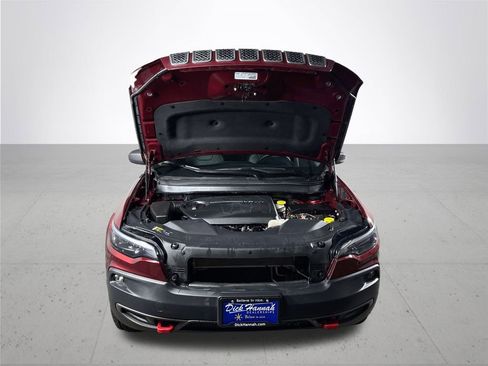 Used 2020 Jeep Cherokee Trailhawk image 23