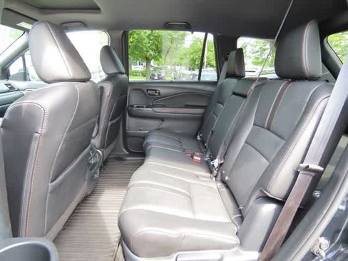 Certified 2023 Honda Passport TrailSport image 13
