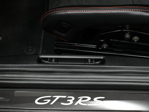Used 2016 Porsche 911 GT3 RS RWD image 35