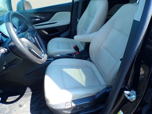 Used 2019 Buick Encore Essence w/ Experience Buick Package AWD/4WD image 17