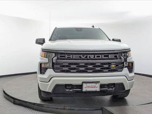 Used 2022 Chevrolet Silverado 1500 Custom RWD image 12