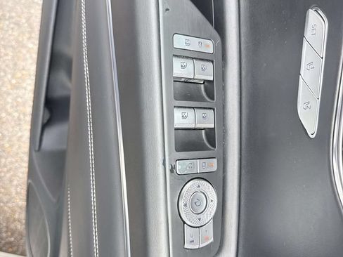 Used 2025 Genesis GV80 2.5T Standard AWD/4WD image 19