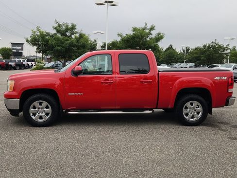 Used 2011 GMC Sierra 1500 SLT w/ SLT Convenience Package AWD/4WD image 35