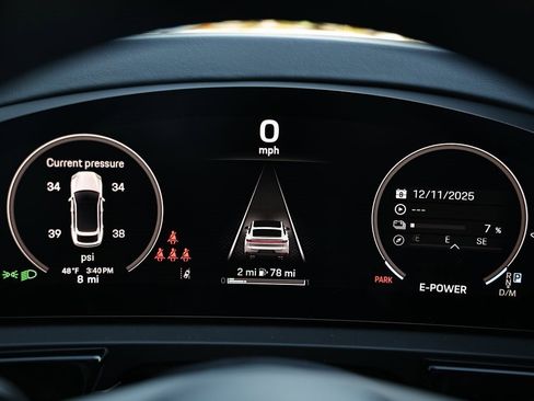 New 2026 Porsche Cayenne S image 35