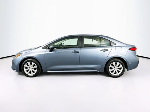 Used 2023 Toyota Corolla LE FWD image 4