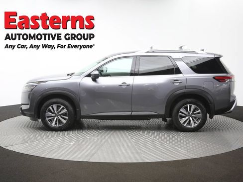 Used 2023 Nissan Pathfinder SL AWD/4WD image 60
