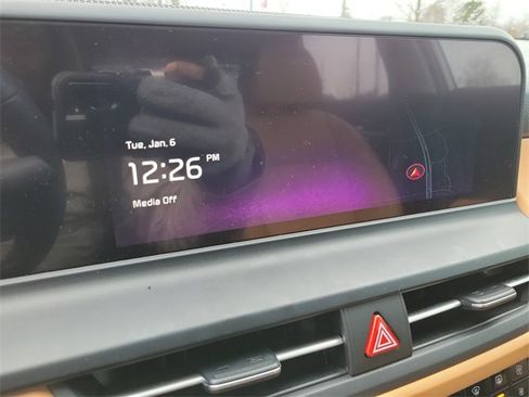 Used 2024 Kia Seltos SX w/ SX Sunroof Package image 30