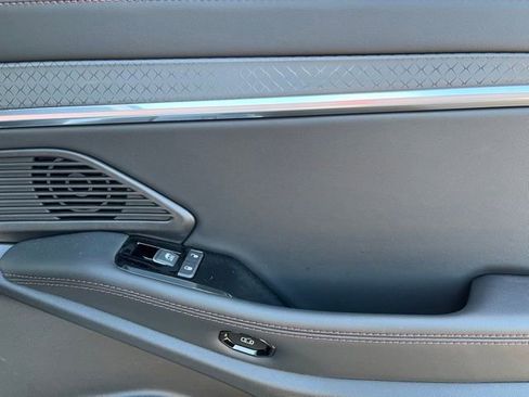 Used 2025 Jeep Wagoneer S Limited image 19