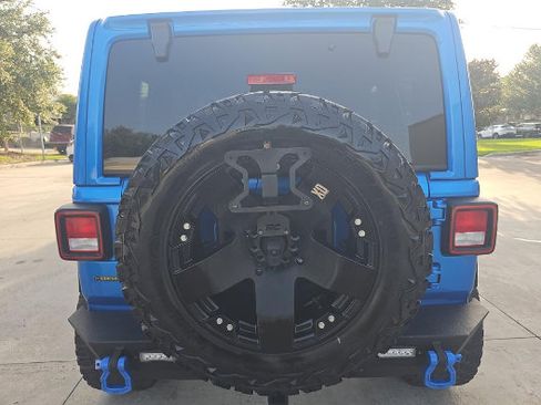 Used 2022 Jeep Wrangler Unlimited Sport AWD/4WD image 5