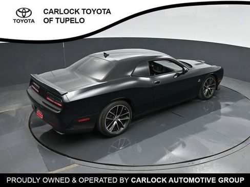 Used 2018 Dodge Challenger R/T Scat Pack RWD image 37