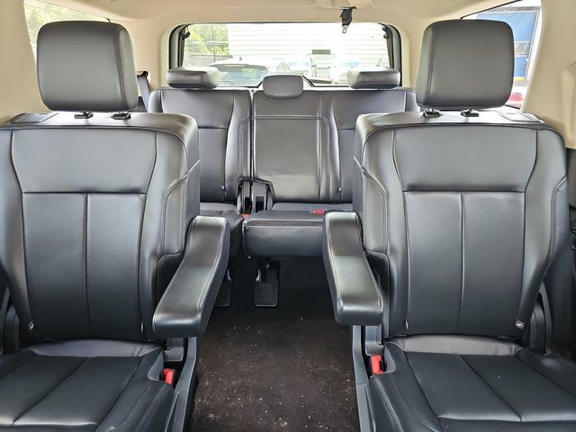 Used 2022 Ford Expedition XLT RWD image 26