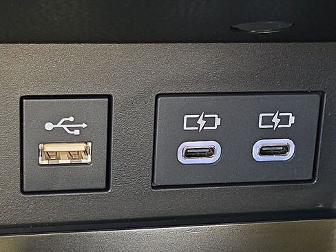 Used 2026 Toyota Camry SE w/ Convenience Package image 20