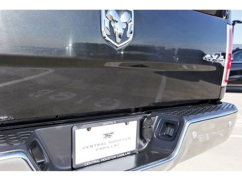 Used 2018 RAM 2500 Laramie w/ Off Road Package image 30