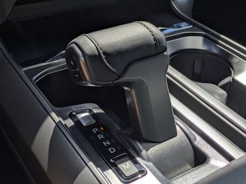 New 2025 Ford F150 Lariat w/ Equipment Group 501A Mid image 70