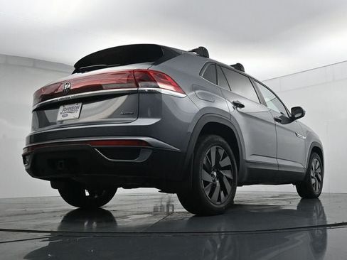 Used 2024 Volkswagen Atlas Cross Sport SE AWD/4WD image 41