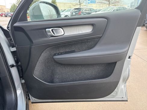 Certified 2025 Volvo XC40 B5 Plus image 11
