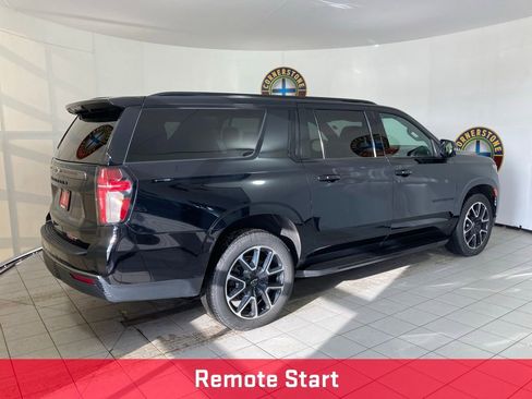 Used 2022 Chevrolet Suburban RST w/ Luxury Package image 23