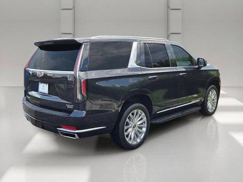 Certified 2024 Cadillac Escalade Premium Luxury AWD/4WD image 5