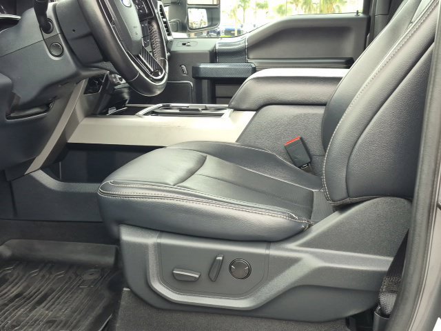 Used 2022 Ford F250 Lariat w/ Black Appearance Package AWD/4WD image 16