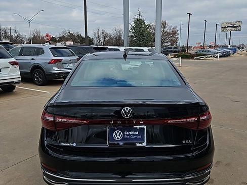 Used 2025 Volkswagen Jetta SEL image 6