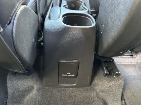 Used 2019 Chevrolet Trax LT w/ LT Convenience Package image 24