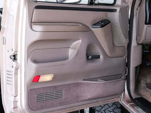 Used 1996 Ford F250 4x4 SuperCab image 33