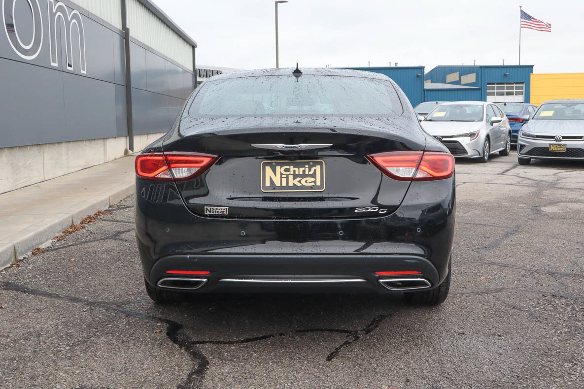 Used 2016 Chrysler 200 C w/ Premium Group FWD image 5