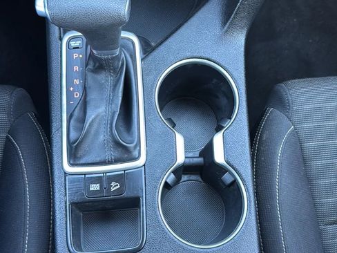 Used 2018 Kia Sportage LX FWD image 20