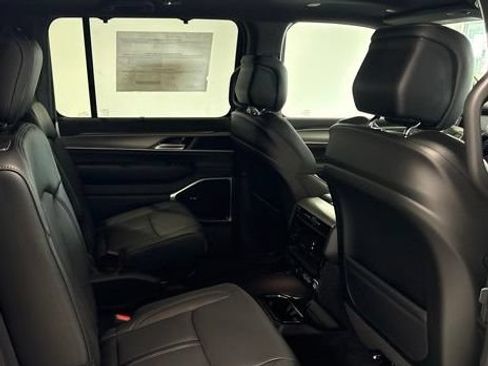 New 2026 Jeep Grand Wagoneer Limited AWD/4WD image 24