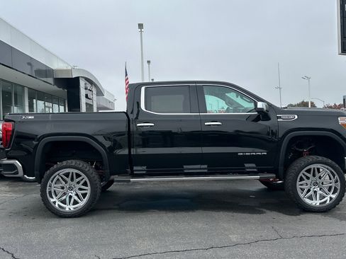 Used 2020 GMC Sierra 1500 SLT w/ SLT Premium Plus Package image 3
