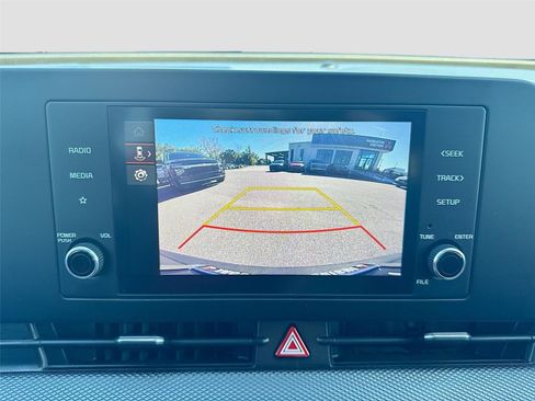 Used 2023 Kia Sportage LX image 13