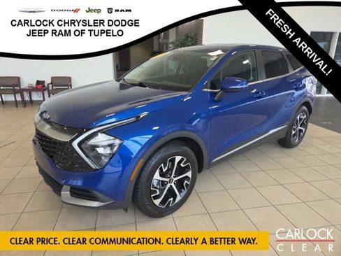Used 2023 Kia Sportage EX FWD image 4