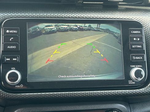 Used 2021 Nissan Kicks SV FWD image 15