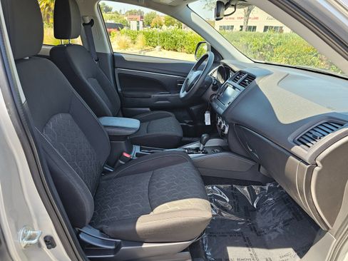 Used 2024 Mitsubishi Outlander Sport ES AWD/4WD image 30