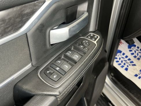 Used 2024 RAM 2500 Big Horn w/ Bed Utility Group image 15